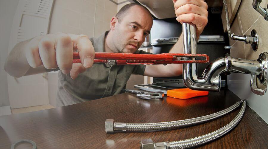 Expert burst pipe repair services in Green Valley, IL